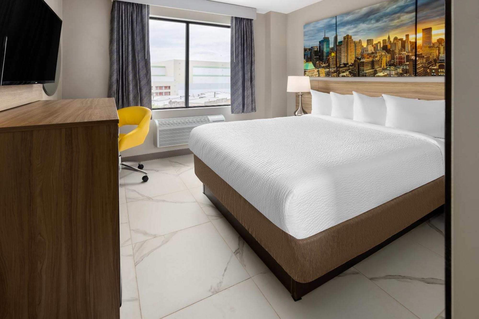 Days Inn By Wyndham Staten Island New York Bagian luar foto